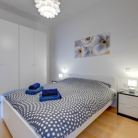 Apartment With Stunning Seaviews สลีมา ภายนอก รูปภาพ
