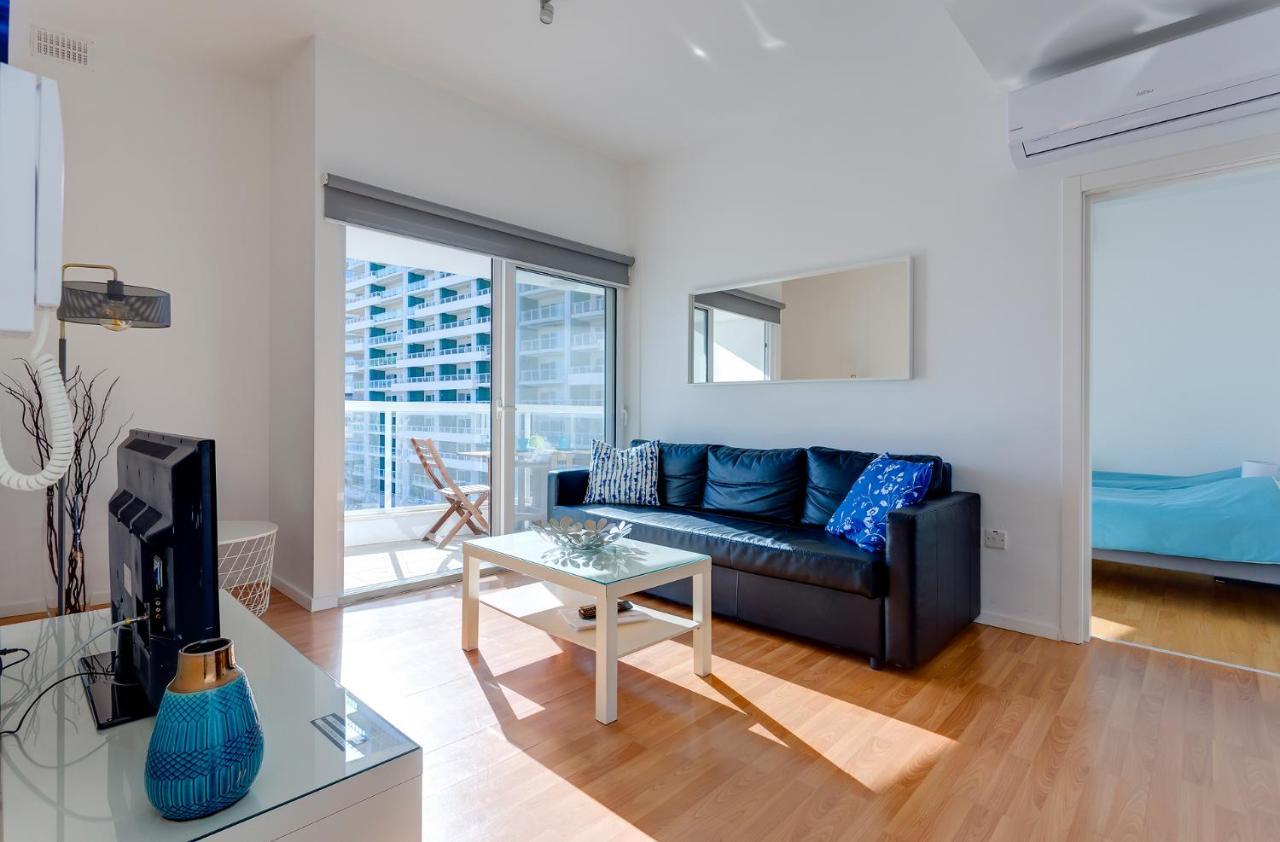 Apartment With Stunning Seaviews สลีมา ภายนอก รูปภาพ
