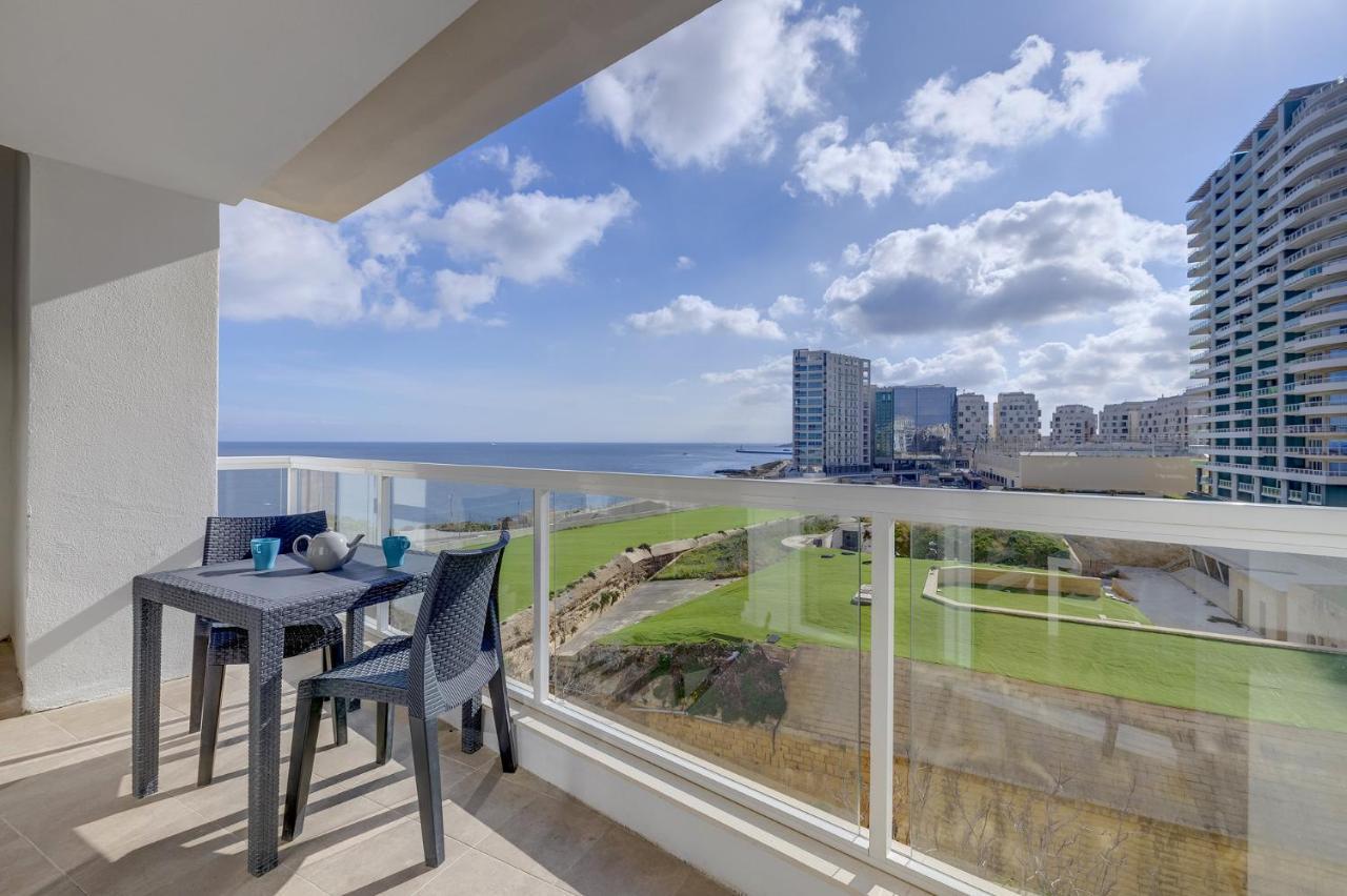 Apartment With Stunning Seaviews สลีมา ภายนอก รูปภาพ