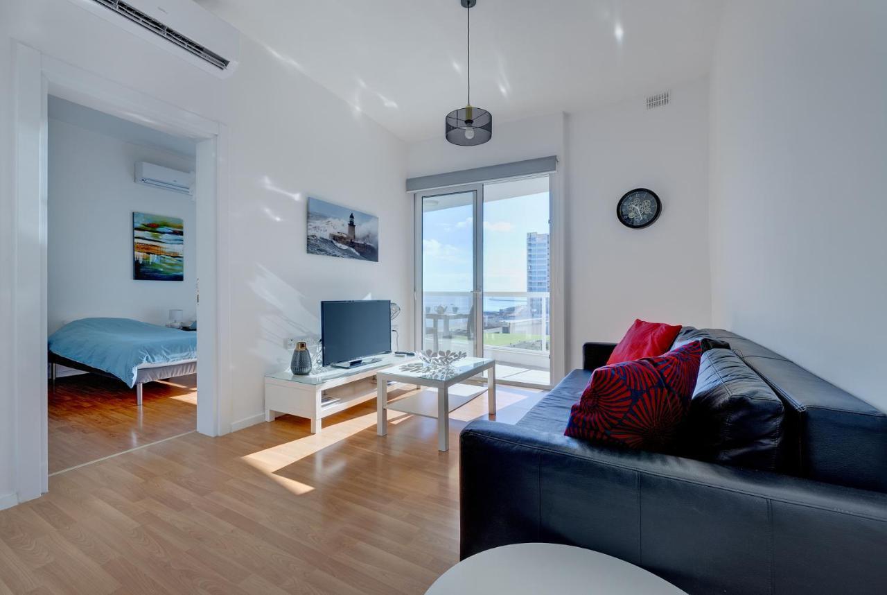 Apartment With Stunning Seaviews สลีมา ภายนอก รูปภาพ